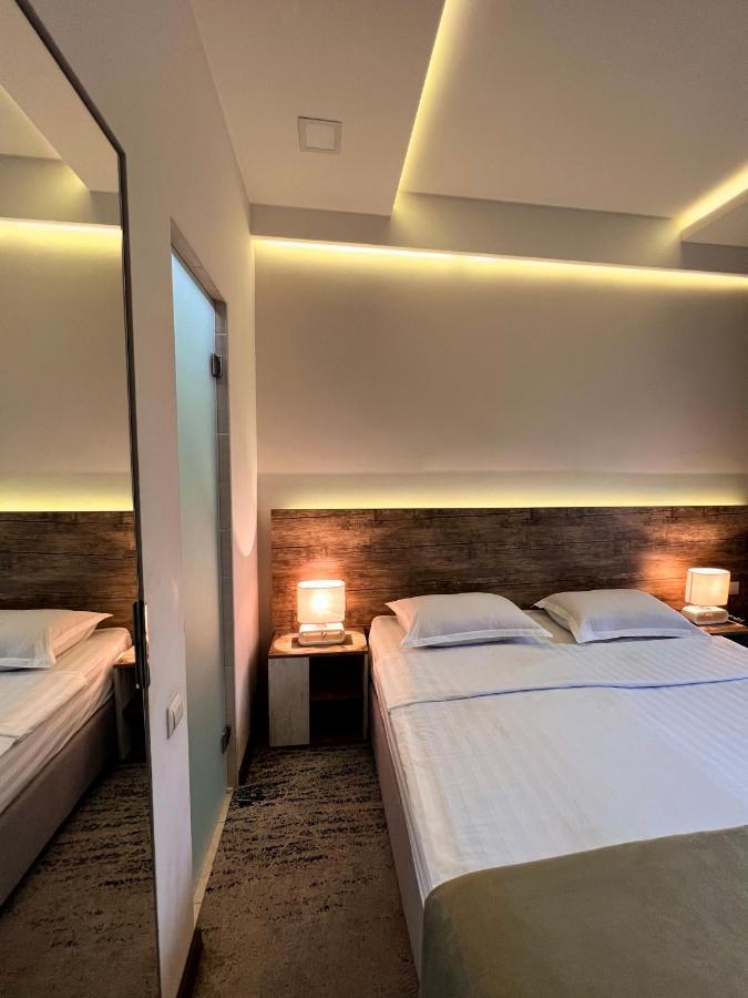 Regard Hotel 耶烈万 外观 照片
