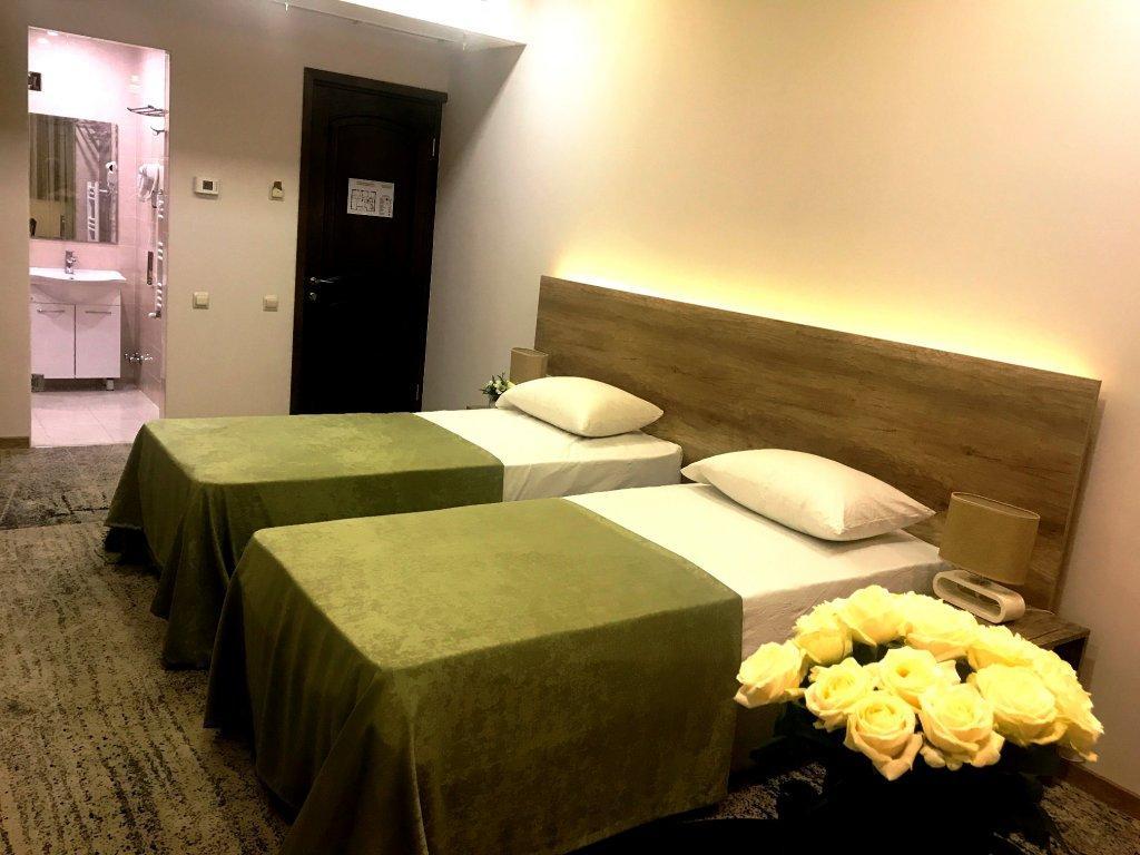 Regard Hotel 耶烈万 外观 照片