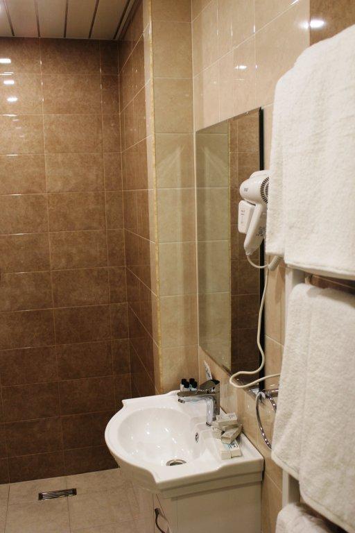 Regard Hotel 耶烈万 外观 照片